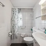 Lägenhet Comfortable In Oerlikon 20 Minutes Away From Airport *