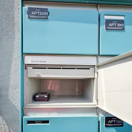 Comfortable In Oerlikon 20 Minutes Away From Airport Lejlighed *