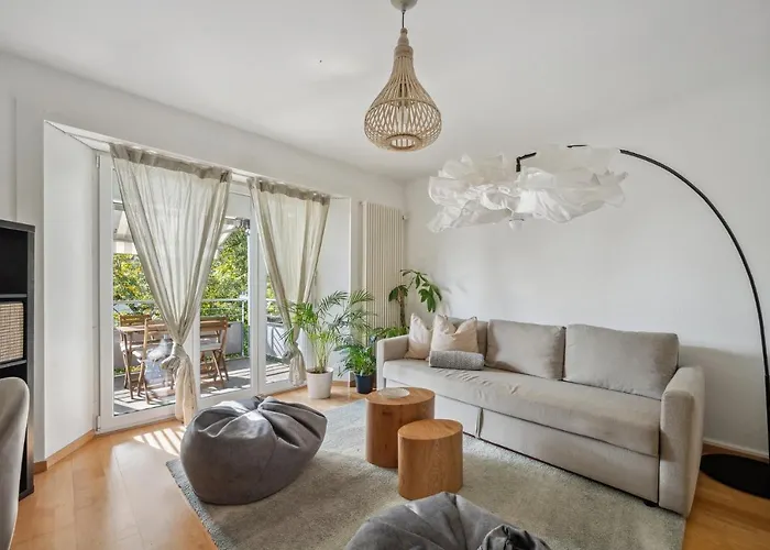 Comfortable In Oerlikon 20 Minutes Away From Airport *