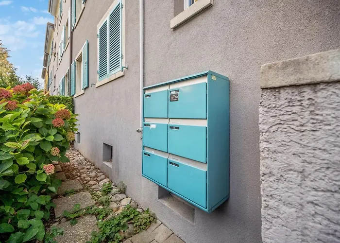 Comfortable In Oerlikon 20 Minutes Away From Airport Curych