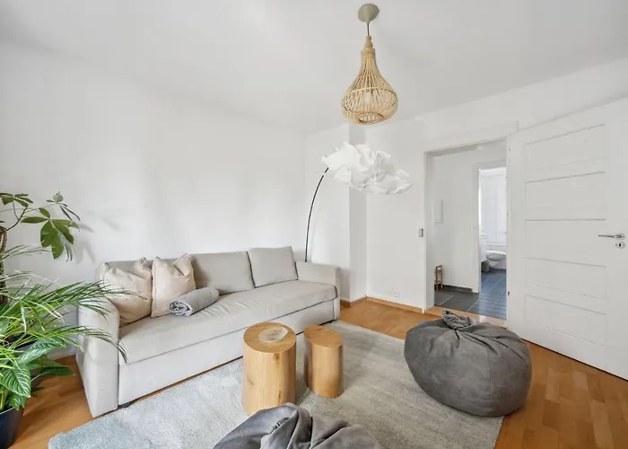 Comfortable In Oerlikon 20 Minutes Away From Airport 아파트