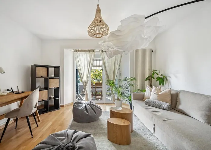 Comfortable In Oerlikon 20 Minutes Away From Airport Lägenhet *