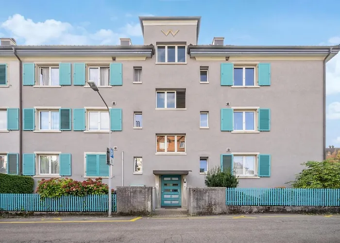 Comfortable In Oerlikon 20 Minutes Away From Airport Apartmán