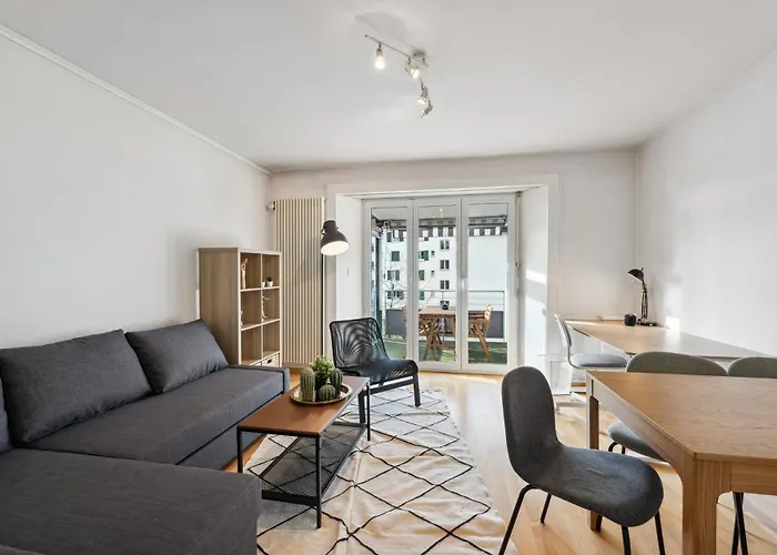 Comfortable In Oerlikon 20 Minutes Away From Airport Apartmán *