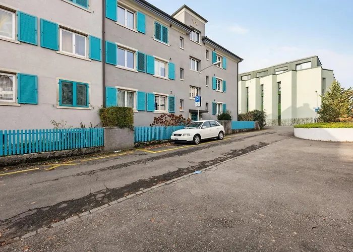 Comfortable In Oerlikon 20 Minutes Away From Airport *