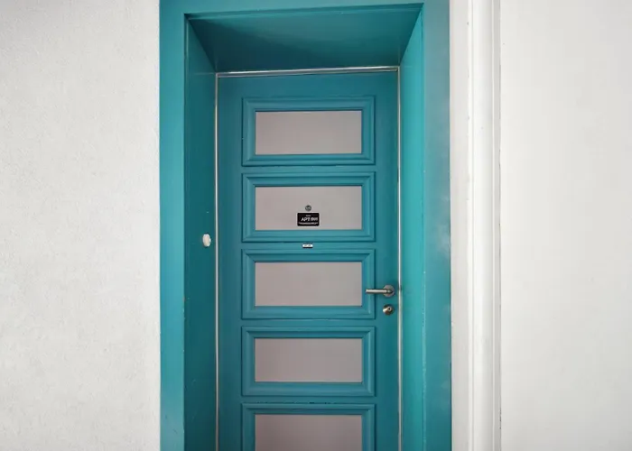 Comfortable In Oerlikon 20 Minutes Away From Airport Apartmán