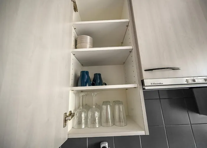 Comfortable In Oerlikon 20 Minutes Away From Airport *