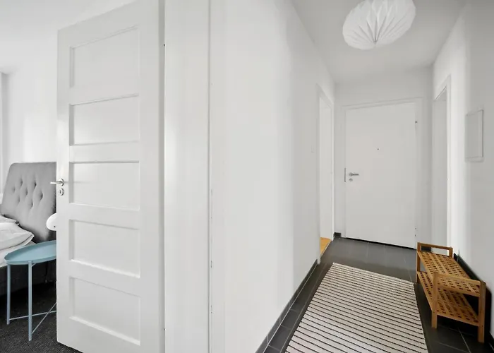 Comfortable In Oerlikon 20 Minutes Away From Airport