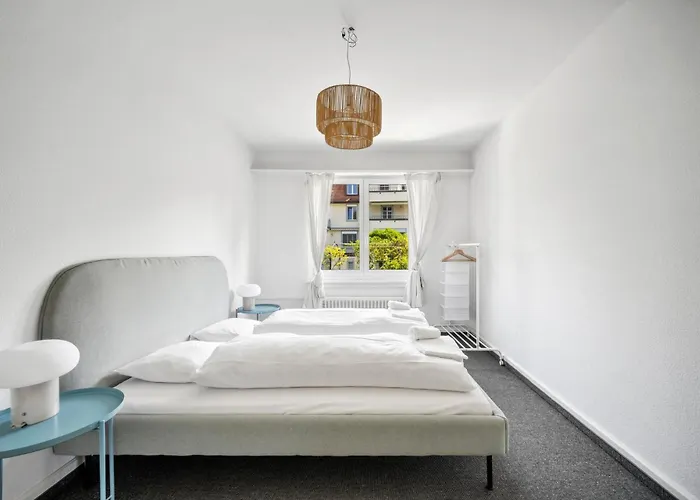 Comfortable In Oerlikon 20 Minutes Away From Airport Apartmán Curych