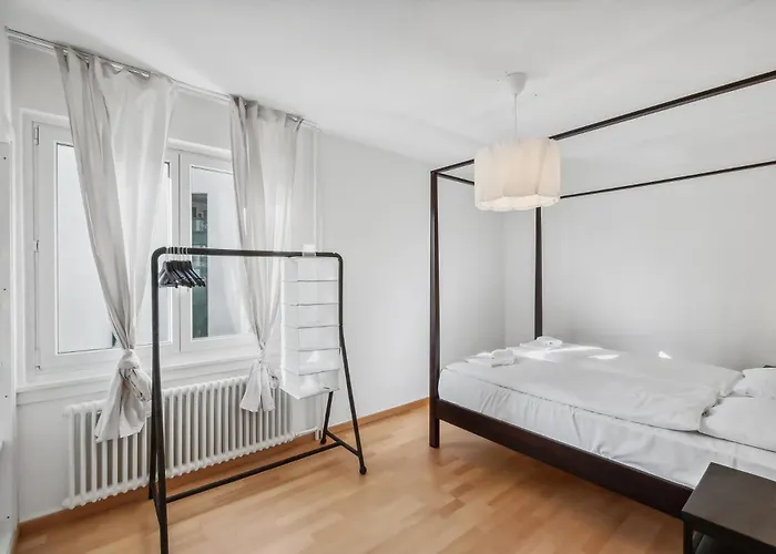 Comfortable In Oerlikon 20 Minutes Away From Airport Curych