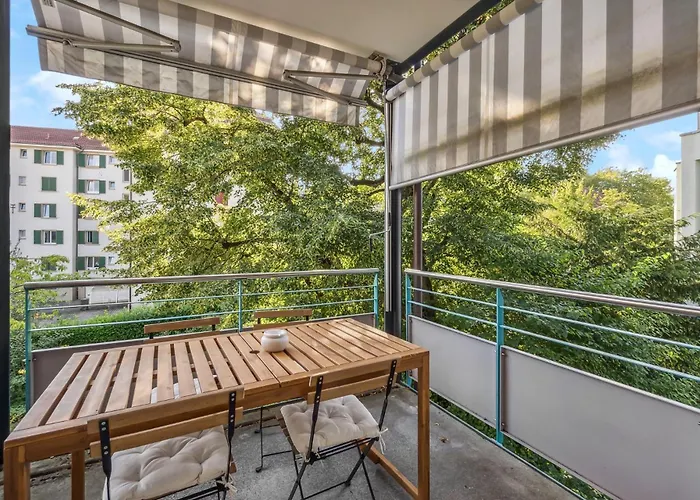 Comfortable In Oerlikon 20 Minutes Away From Airport