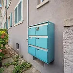 Comfortable In Oerlikon 20 Minutes Away From Airport Zurich