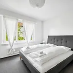Comfortable In Oerlikon 20 Minutes Away From Airport * Zurich