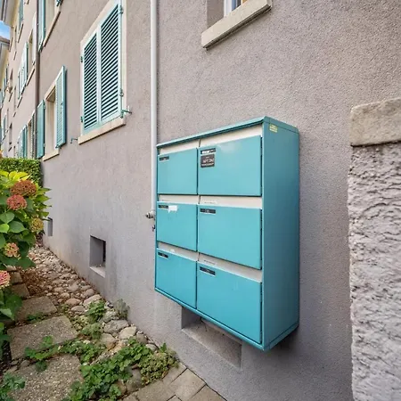 Comfortable In Oerlikon 20 Minutes Away From Airport Zurique