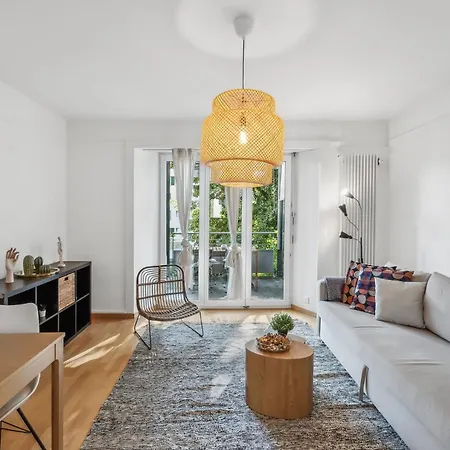 Apartamento Comfortable In Oerlikon 20 Minutes Away From Airport *