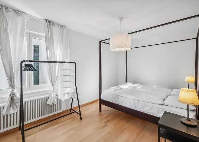 Comfortable In Oerlikon 20 Minutes Away From Airport * Zurique